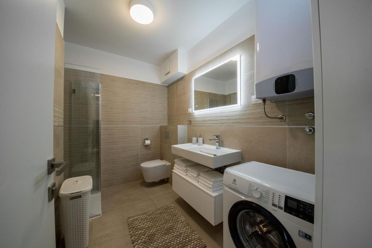 Apartment Astra ซาดาร์ ภายนอก รูปภาพ